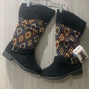 Muk Luks Women Boots
